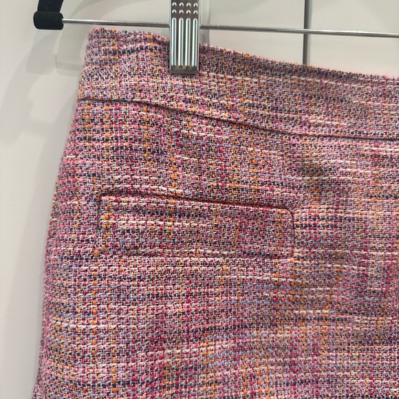 LOFT Chic Pink Tweed Skirt - Picture 2 of 5